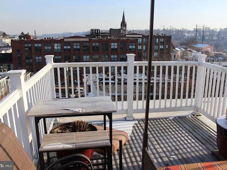218 Ripka St #3 — Photo 2