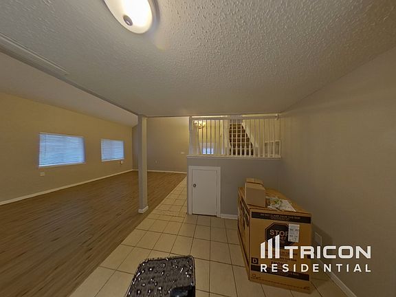 5th image of 3305 Castle Dr