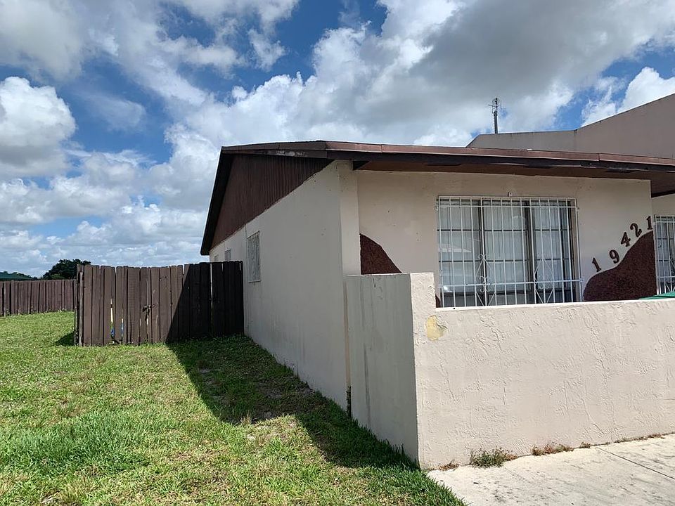 1st image of 19324 NW 53rd Ct