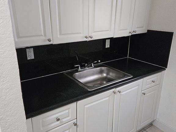 4th image of 1275 NW 59th St APT 4