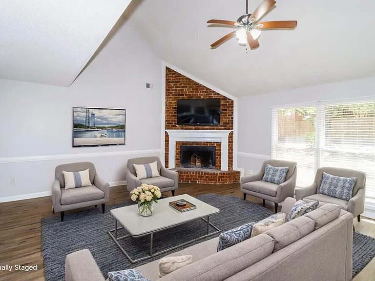 8815 Chimneyrock Blvd — Photo 6
