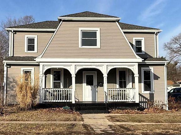 2nd image of 107 E Rutledge Ave