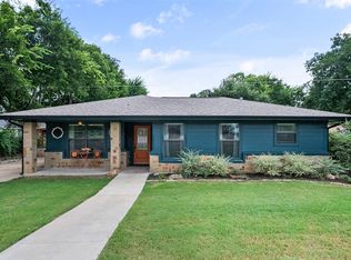 141 Willowcrest, Waxahachie, TX 75165