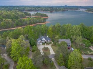 3433 Point View Cir, Gainesville, GA 30506