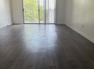 1742 Cherry Ave APT 303, Long Beach, CA 90813