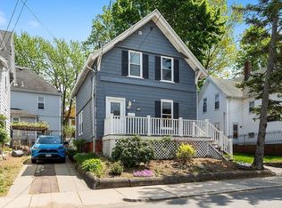 11 Oxford St, Malden, MA 02148
