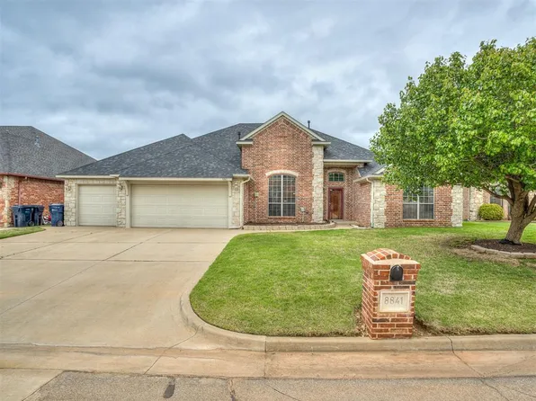 8841 NW 121st St, Oklahoma City, OK 73162