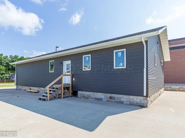 801 17th Ave N, Fargo, ND 58102