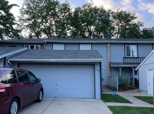 244 Millcreek Ln, Bloomingdale, IL
