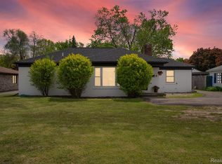 2017 W Forteen Mile Rd, Royal Oak, MI 48073