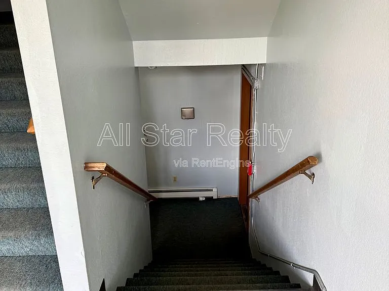 211 McCarrey St #2B — Photo 5