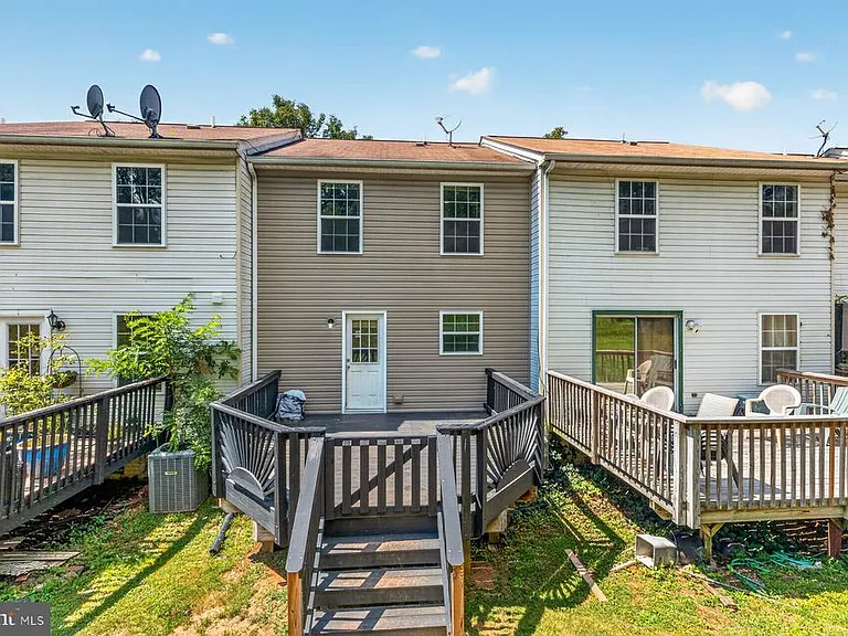 101 Jasons Rdg — Photo 26