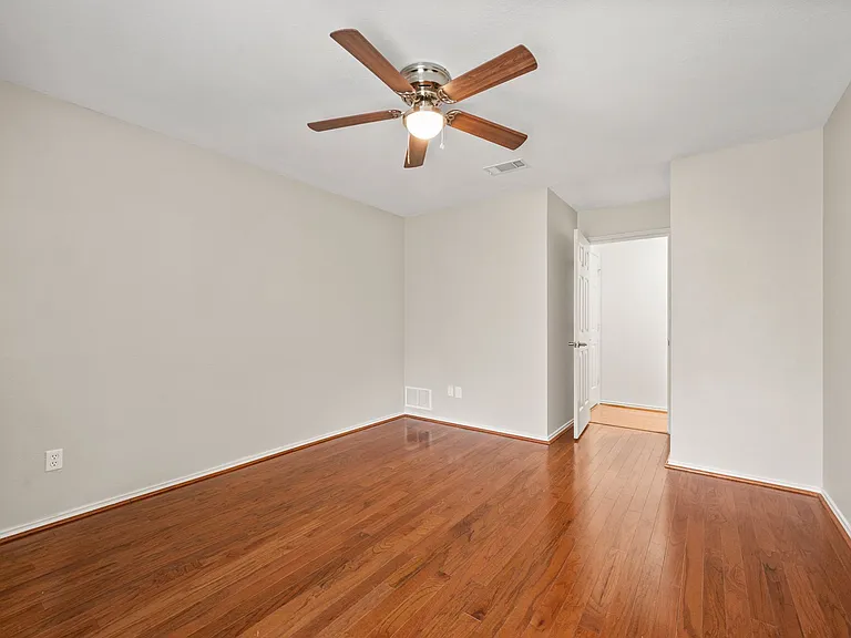 1802 Campbell Trl — Photo 24