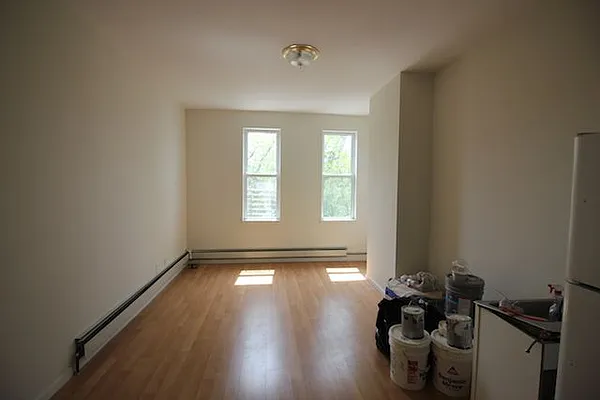 Rented by Capri Jet Realty Corp | media 3