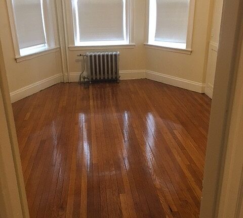 5th image of 1185 Boylston St APT 49