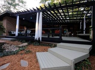 911 Robin Rd, Ann Arbor, MI 48103