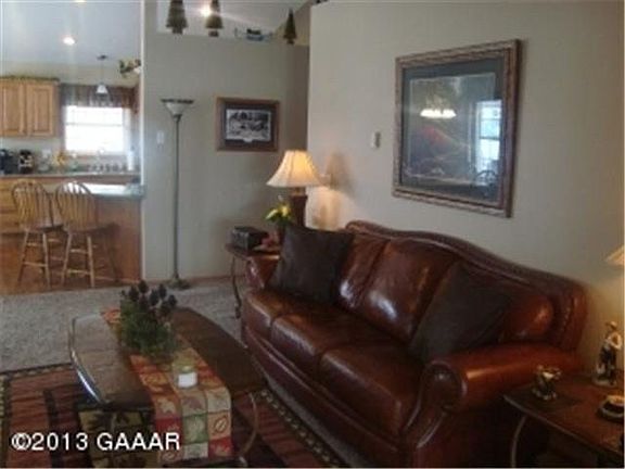 3rd image of 346 1st Avenue N #102