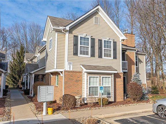 2nd image of 3391 Lenox Village Dr Unit 152