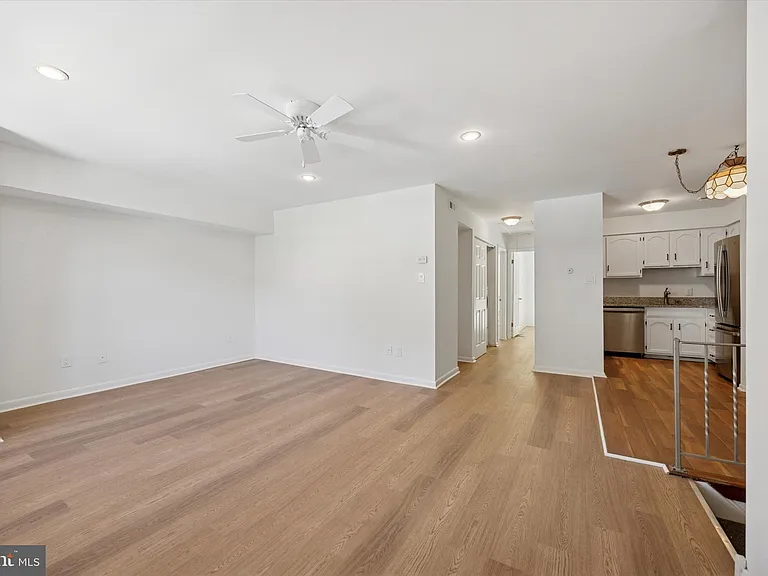 153 Parker Ave #B — Photo 8