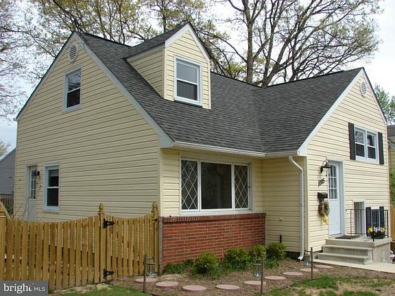 2nd image of 1005 Glenvilla Dr