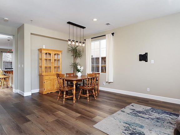 4th image of 35 Vista Verde Cir