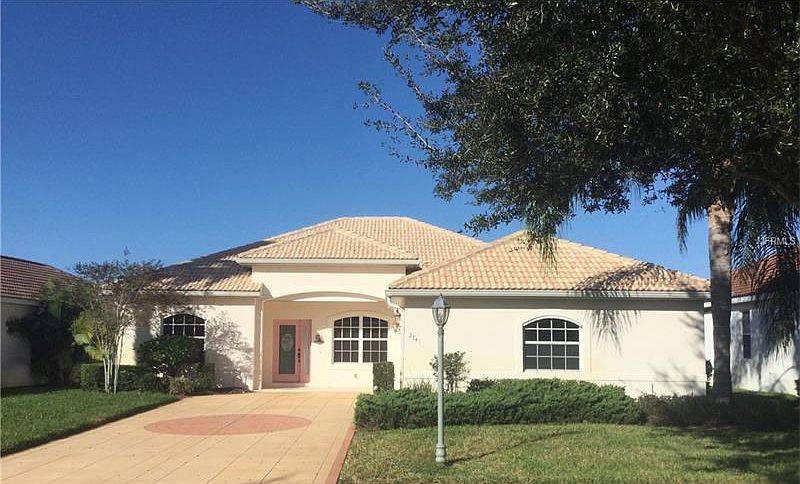 1st image of 2741 Royal Palm Dr