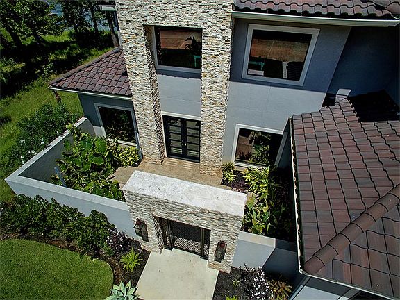 3rd image of 14760 English Oak Dr
