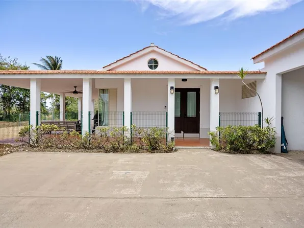 134 CAMINO DE LA CANA, DORADO, PR 00646