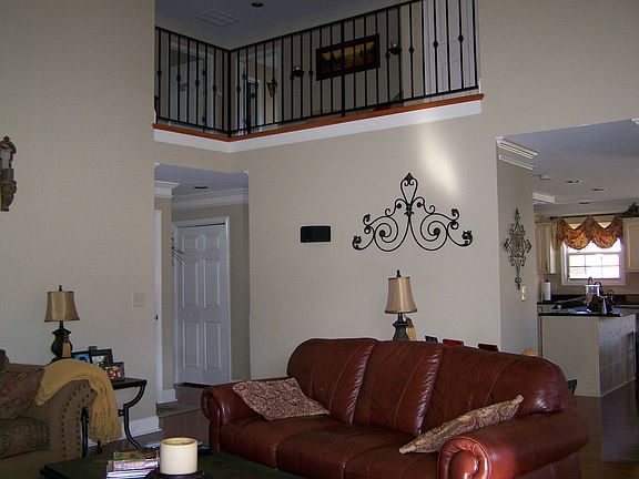 family room has vaulted ceilings