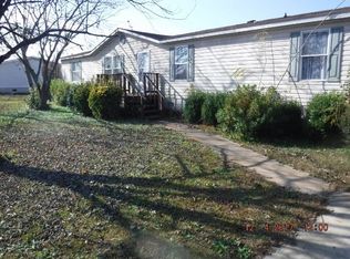 252 Bayberry Dr, Byron, GA 31008