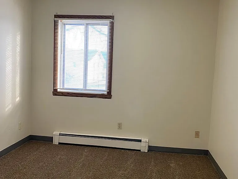 Crestwood Apartments — Photo 65