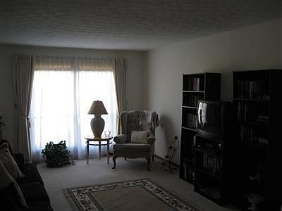 2nd image of 2040 Sunset Dr #J-44