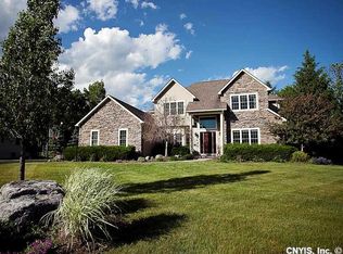 4534 Pauli Dr, Manlius, NY 13104