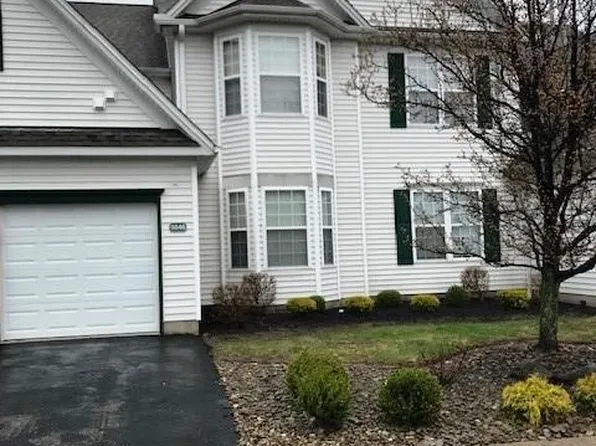 9846 Old Johnnycake Ridge Rd Unit 18, Concord Township, OH 44060