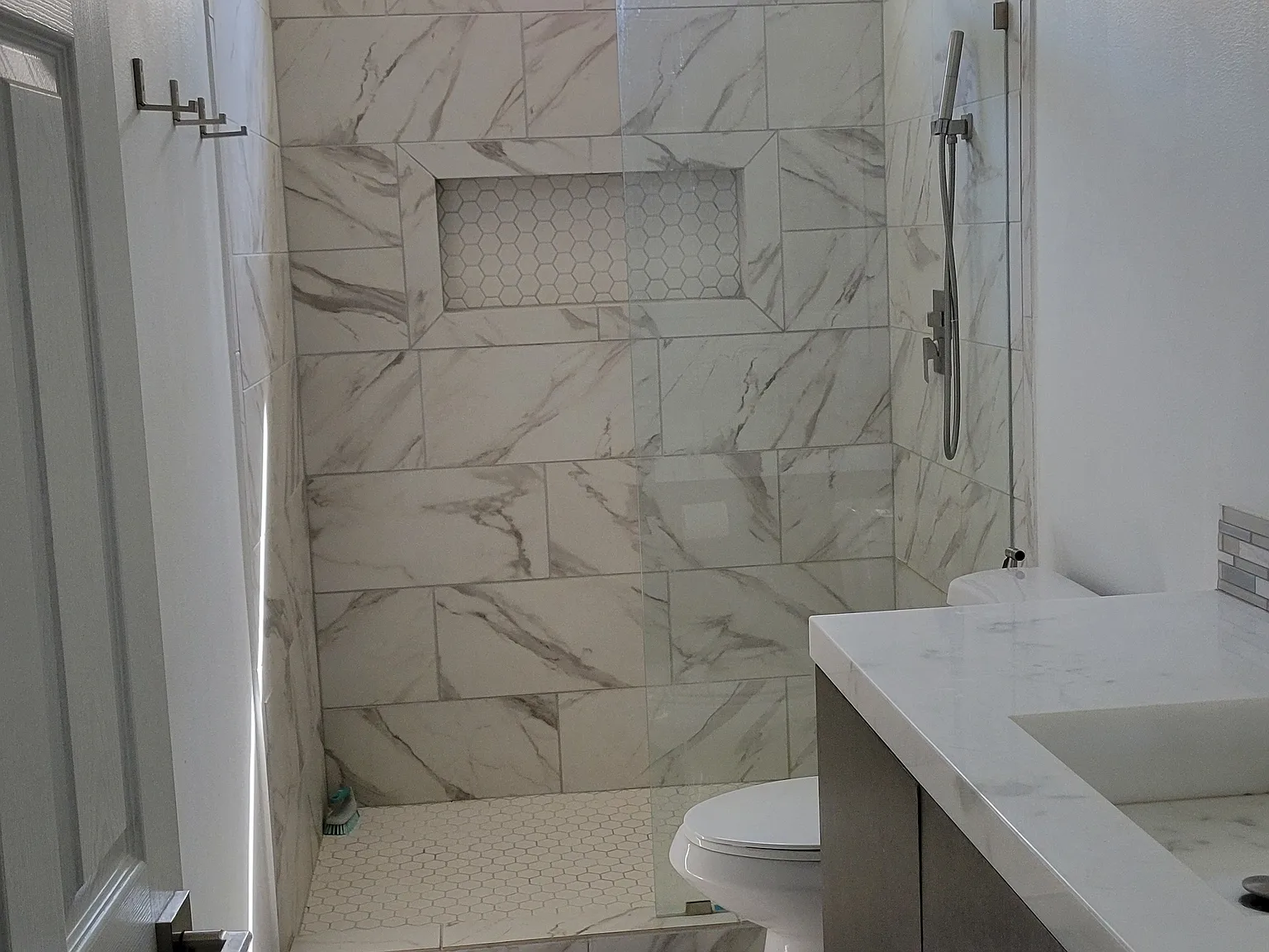 4 bed, 1800 sqft, $1,750 — Photo 2