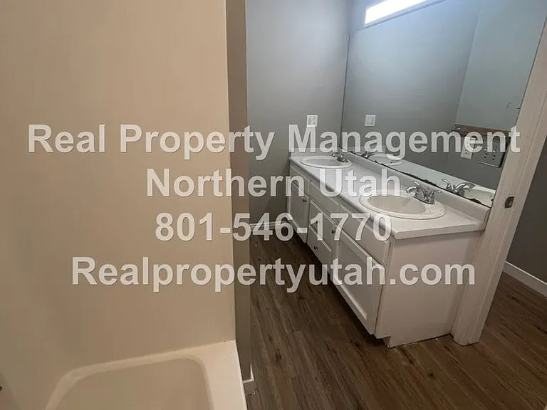 3051 W Gordon Ave — Photo 10