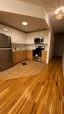 Rented by Aron Fried, LREB | media 13