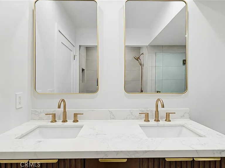 5440 Alcove Ave — Photo 27