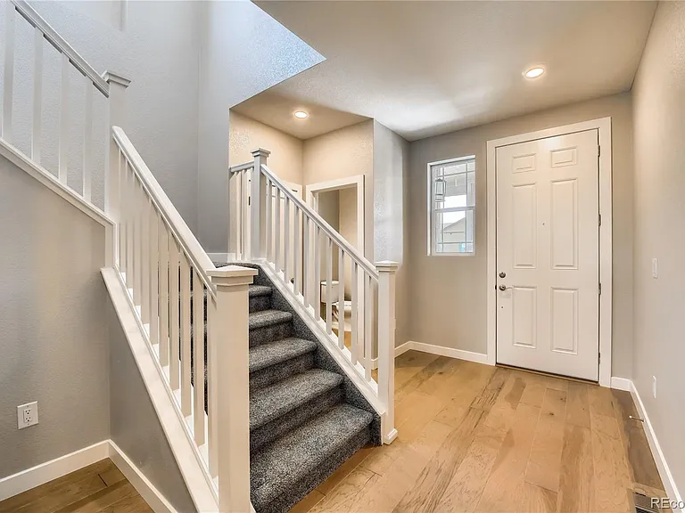 1635 Stable View Dr — Photo 4