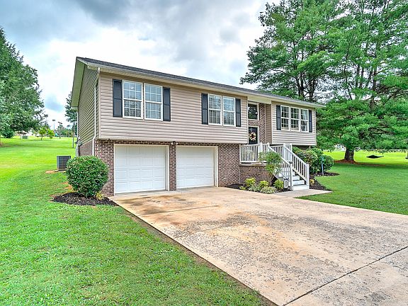 2nd image of 108 Clear Branch Dr