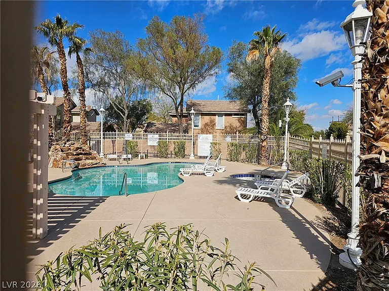 140 Samantha Rose St — Photo 36