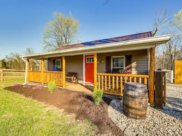 1880 Segal Rd, Brownsville, KY 42210