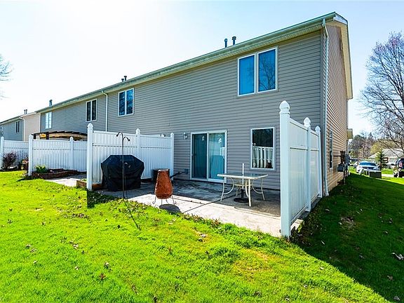 2nd image of 7701 Brandywine Creek Dr APT 304