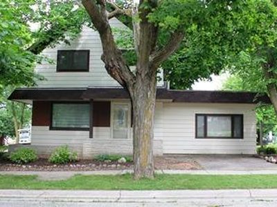 537 Smith St, Plymouth, WI, 53073