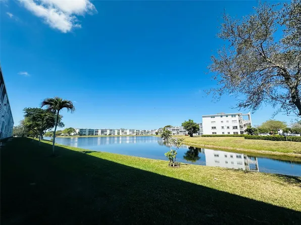 4050 Harwood #4050, Deerfield Beach, FL 33442