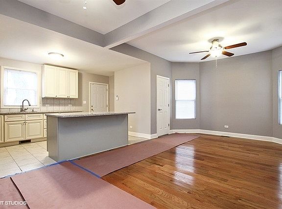 4th image of 1601 S 8th Ave