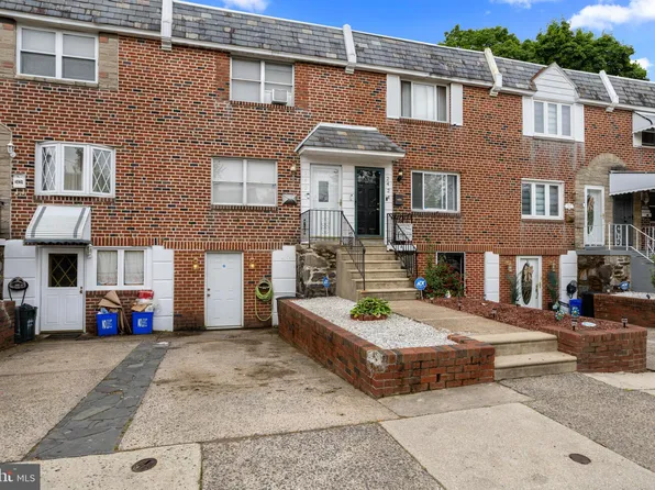2426 S Arcola St, Philadelphia, PA 19153