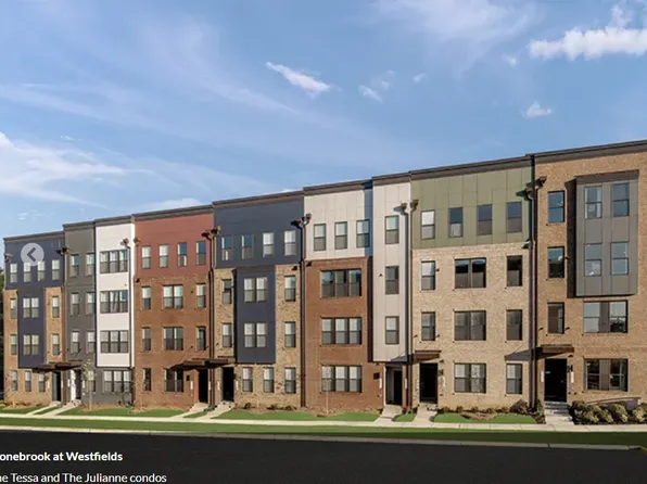 14214 Newbrook Dr Unit 7, Chantilly, VA 20151