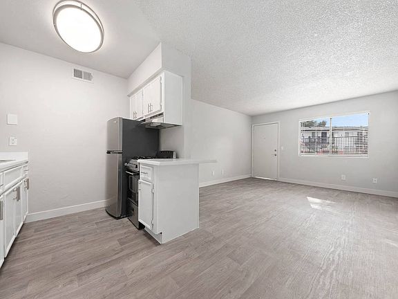 5th image of 5555 E 14th St APT 605