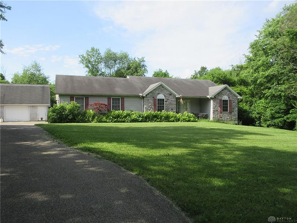 1st image of 102 Pheasant Cir